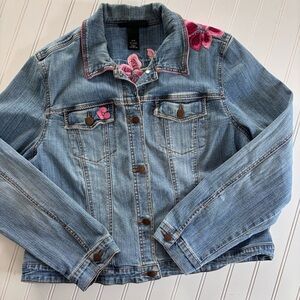 Pink Floral Embroidered Women’s denim Jean Jacket XL 14 16